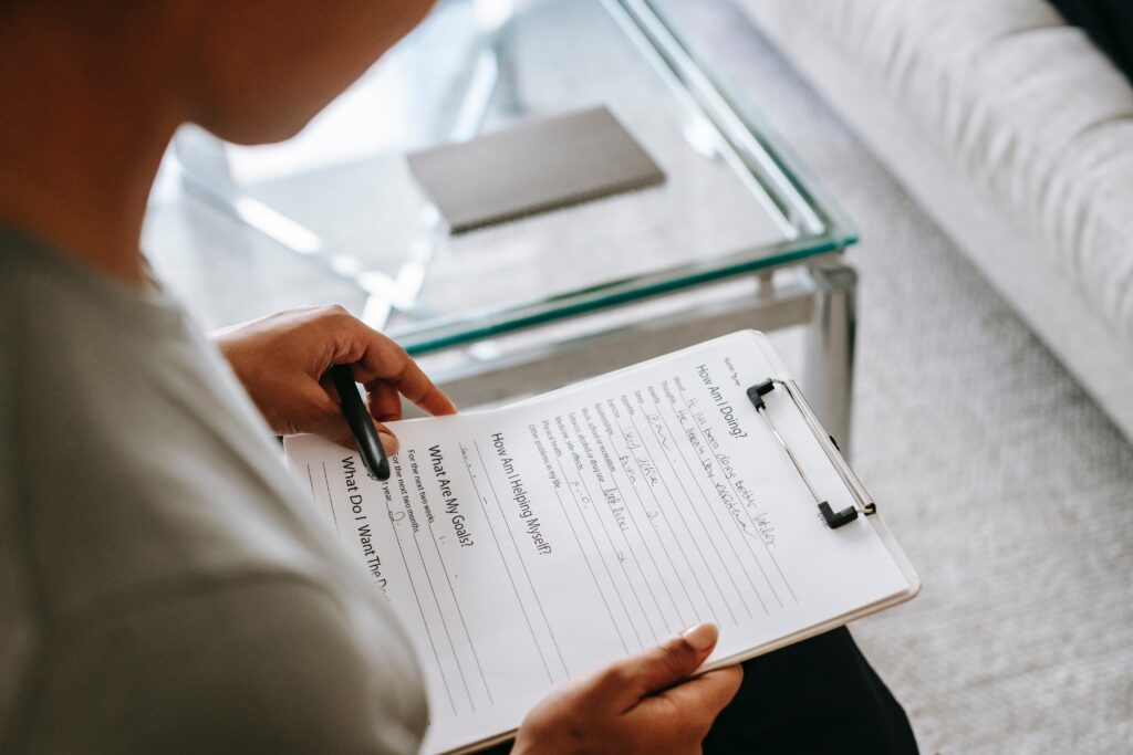Photo by Alex Green: https://www.pexels.com/photo/crop-woman-reading-notes-on-clipboard-5699458/